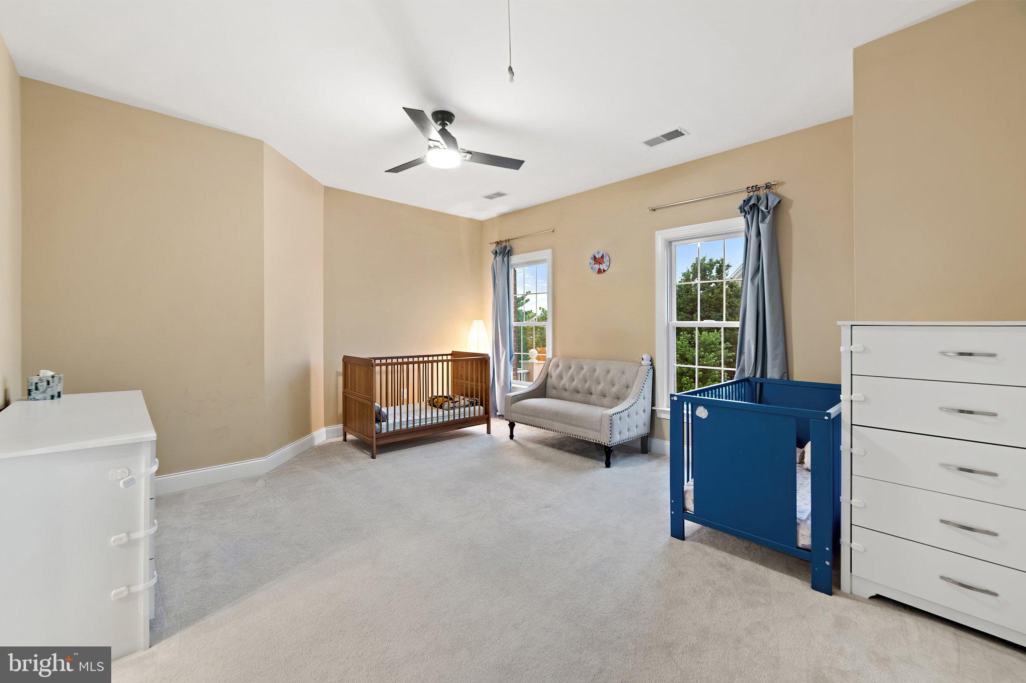 LANSDOWNE ON THE POTOMAC - Residential