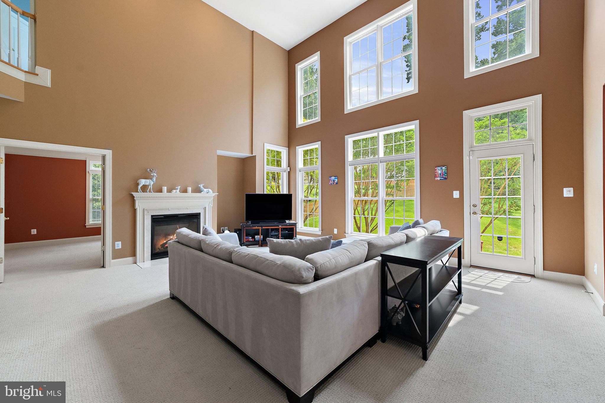 LANSDOWNE ON THE POTOMAC - Residential