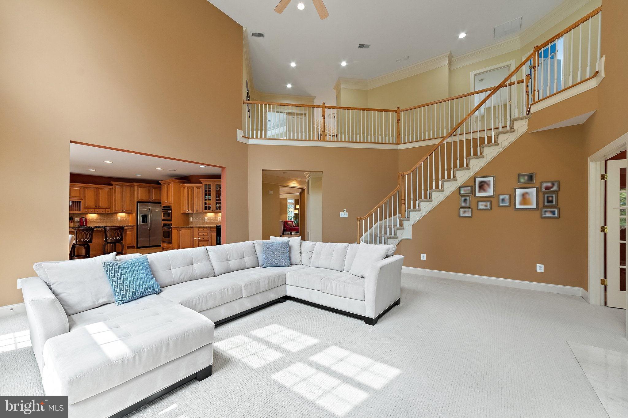 LANSDOWNE ON THE POTOMAC - Residential