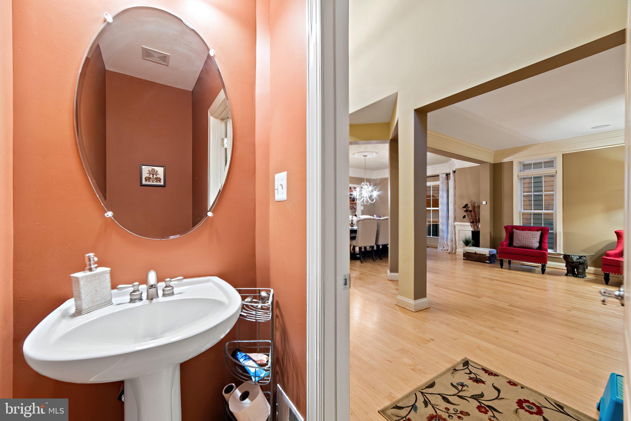 LANSDOWNE ON THE POTOMAC - Residential