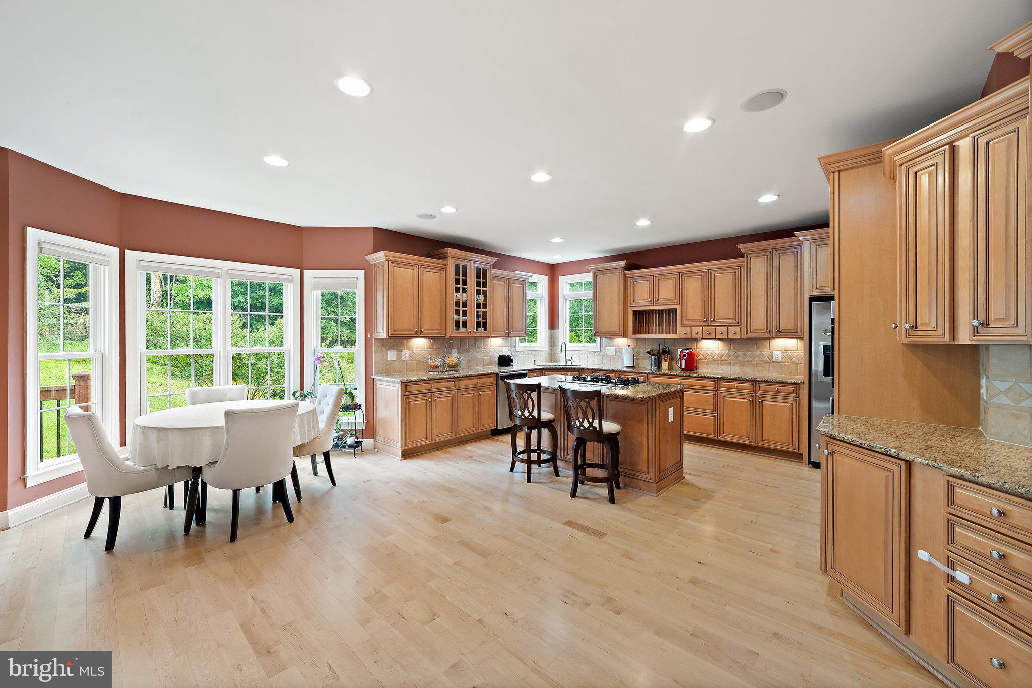 LANSDOWNE ON THE POTOMAC - Residential