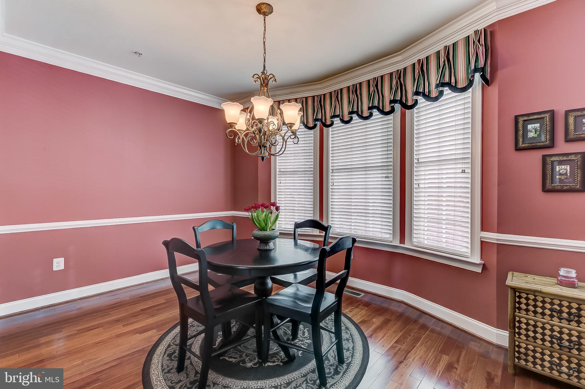 LOCUST POINT - Residential