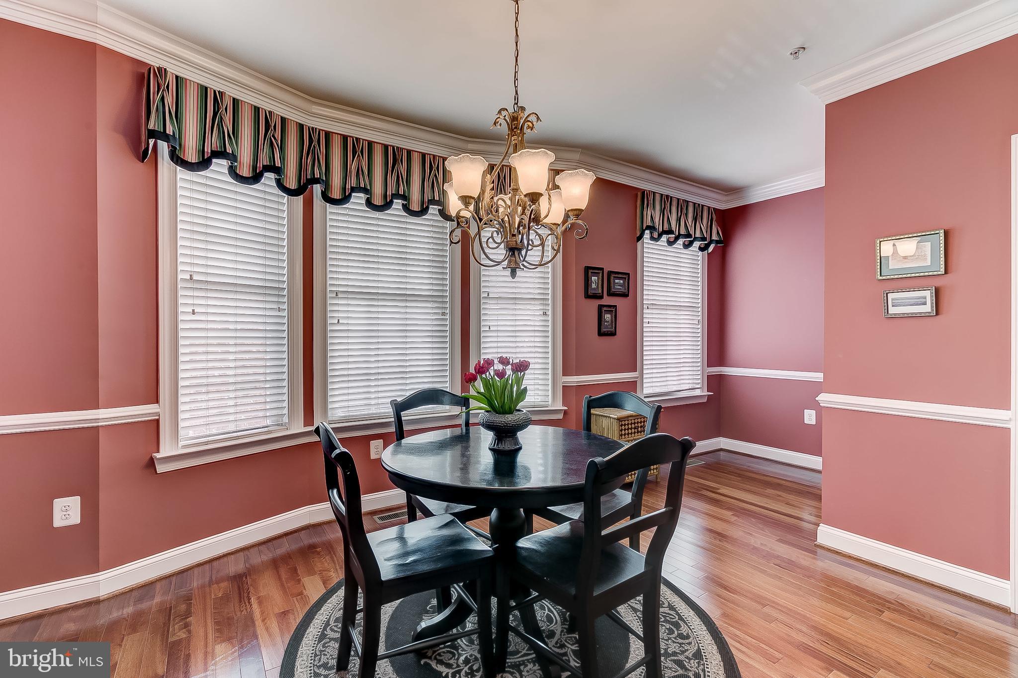 LOCUST POINT - Residential