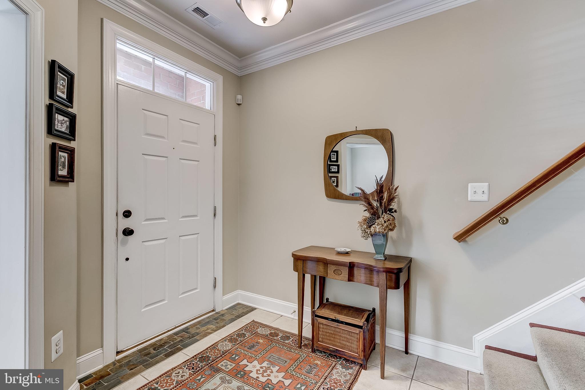 LOCUST POINT - Residential