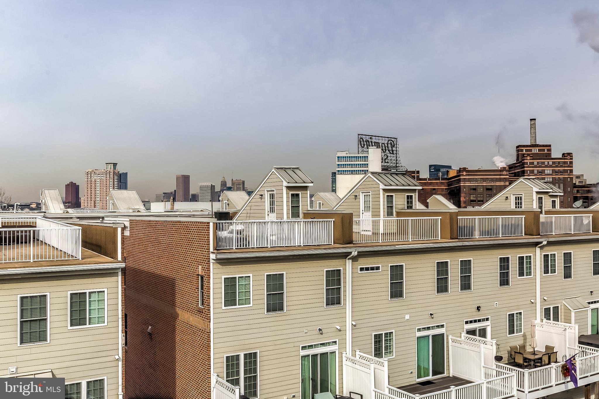 LOCUST POINT - Residential