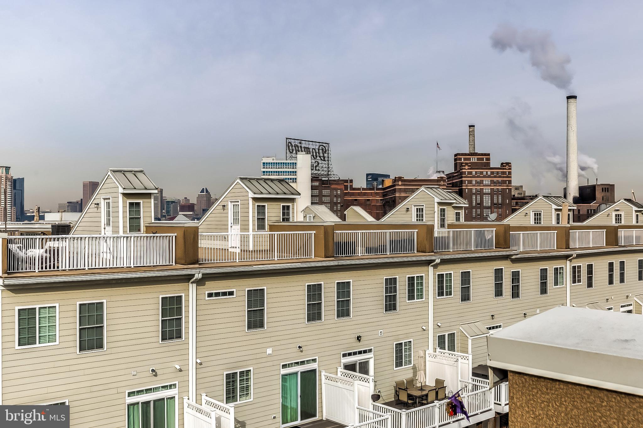 LOCUST POINT - Residential