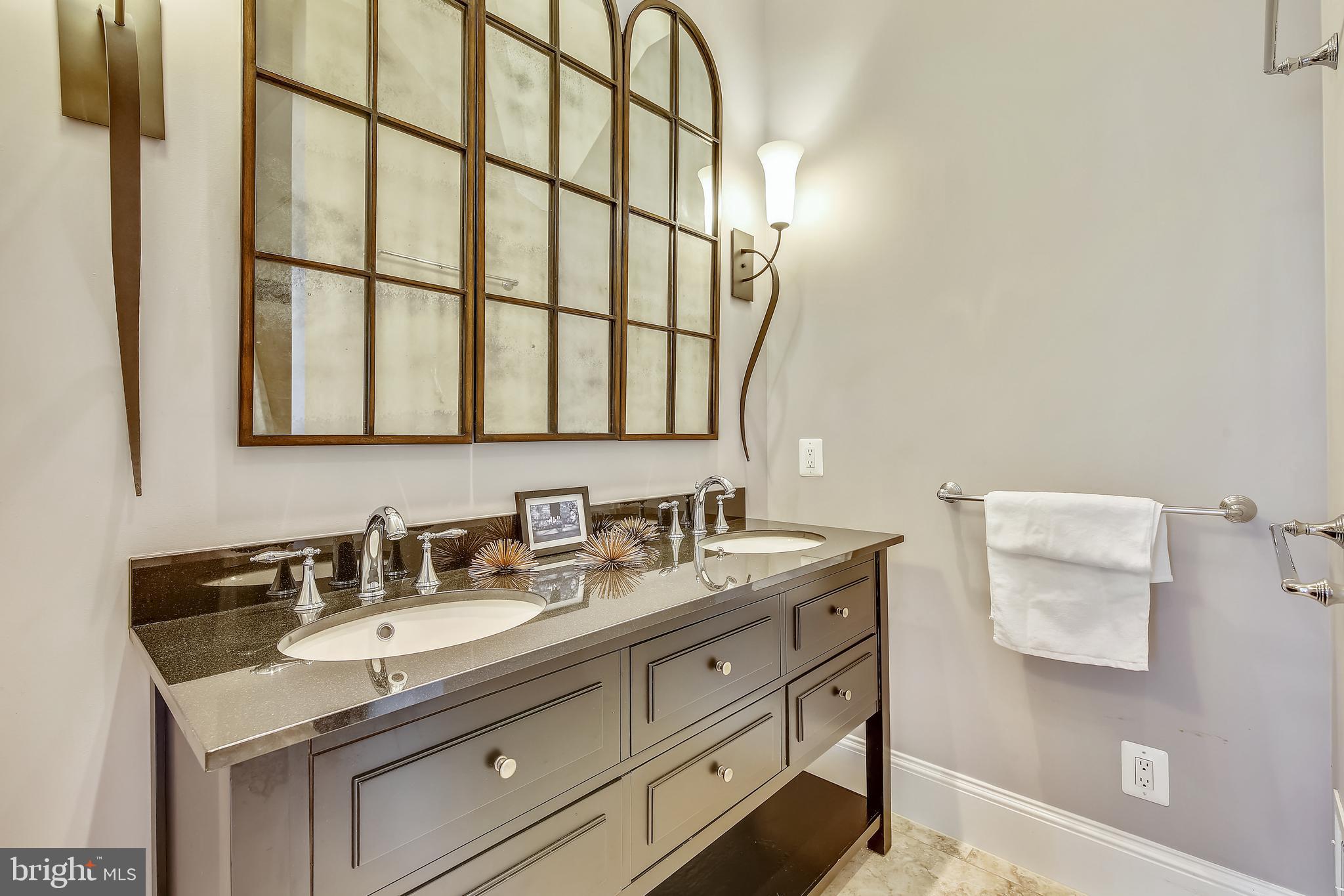 POTOMAC OVERLOOK - Residential