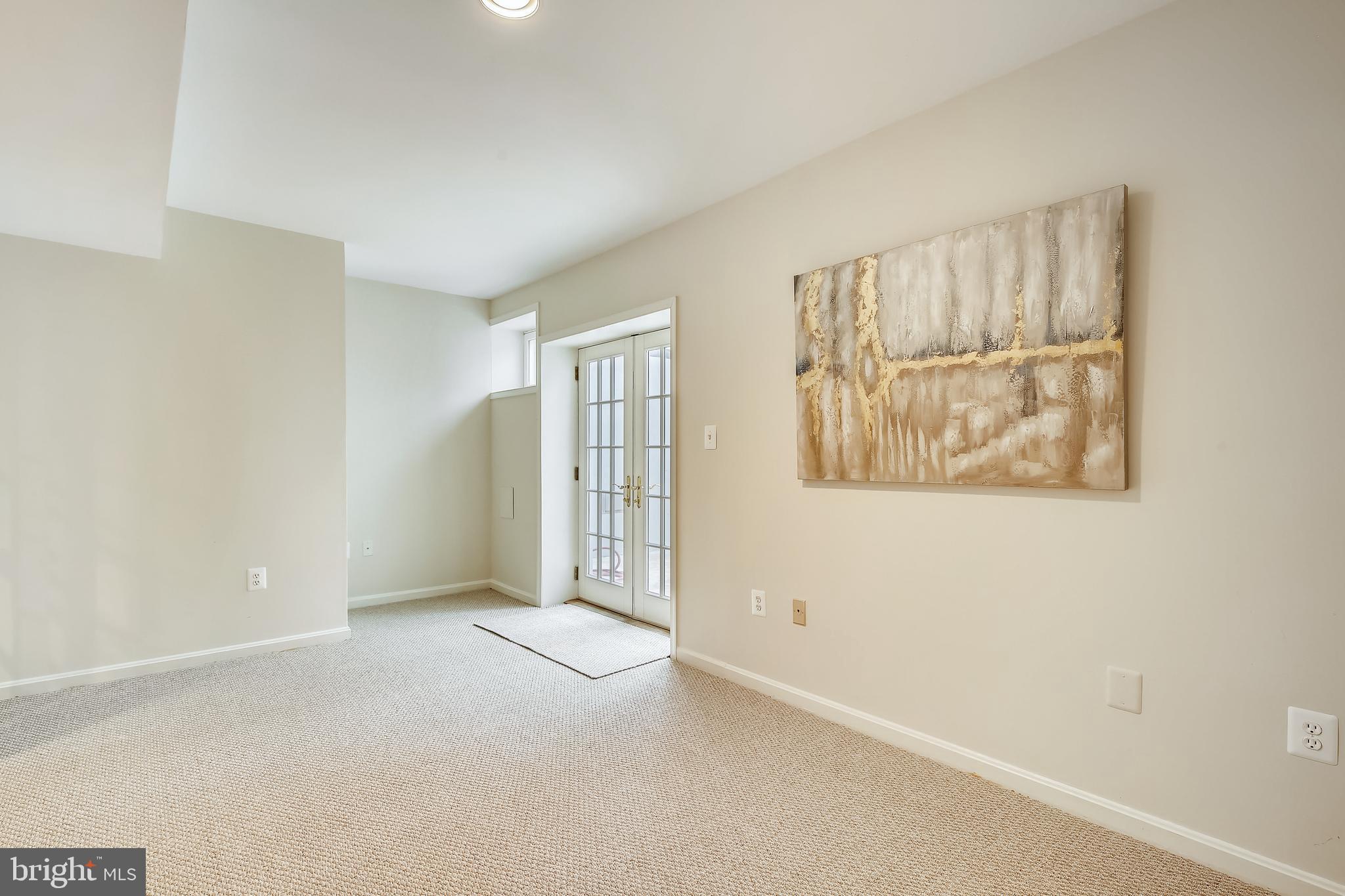 POTOMAC OVERLOOK - Residential