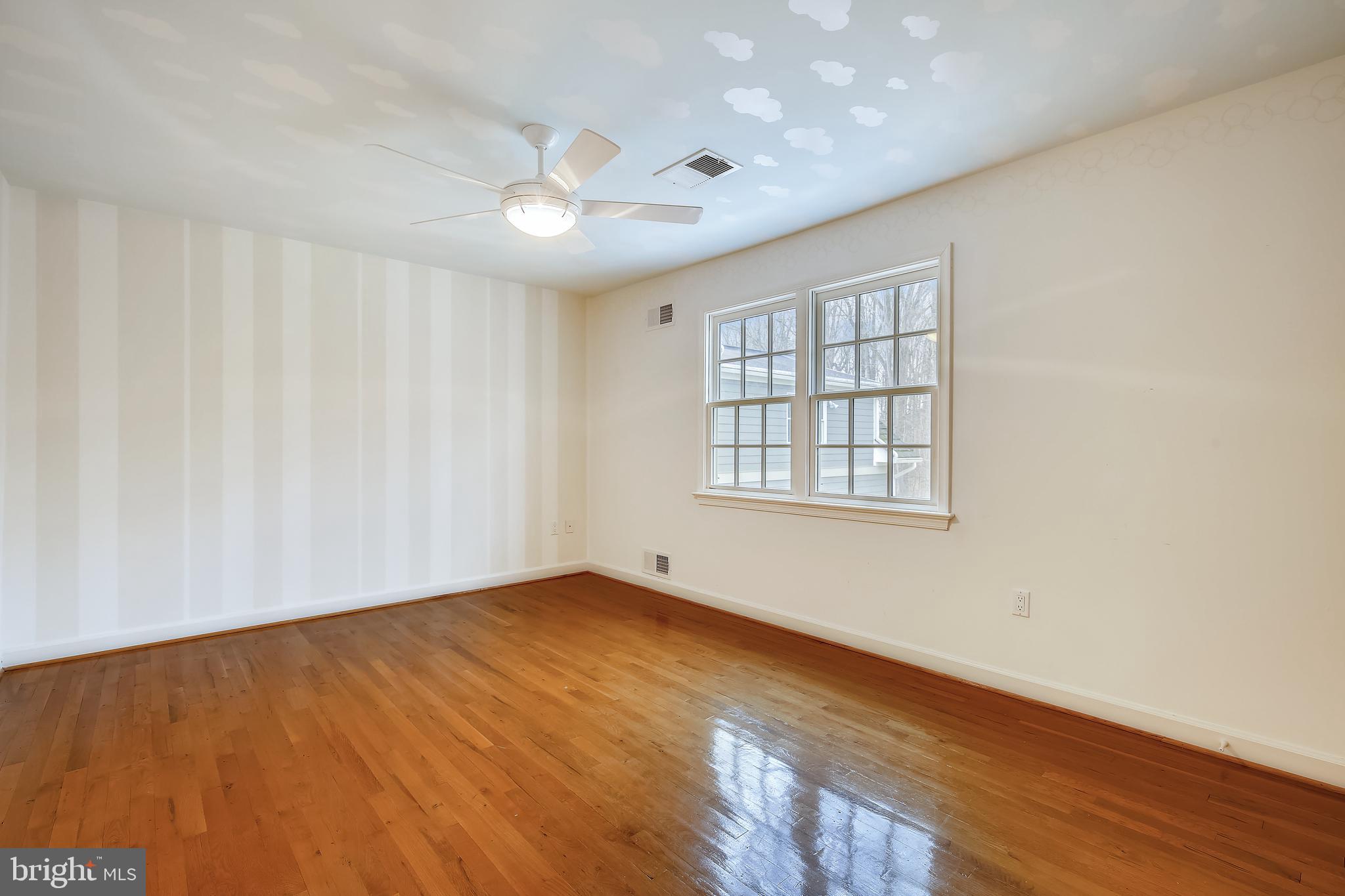 POTOMAC OVERLOOK - Residential