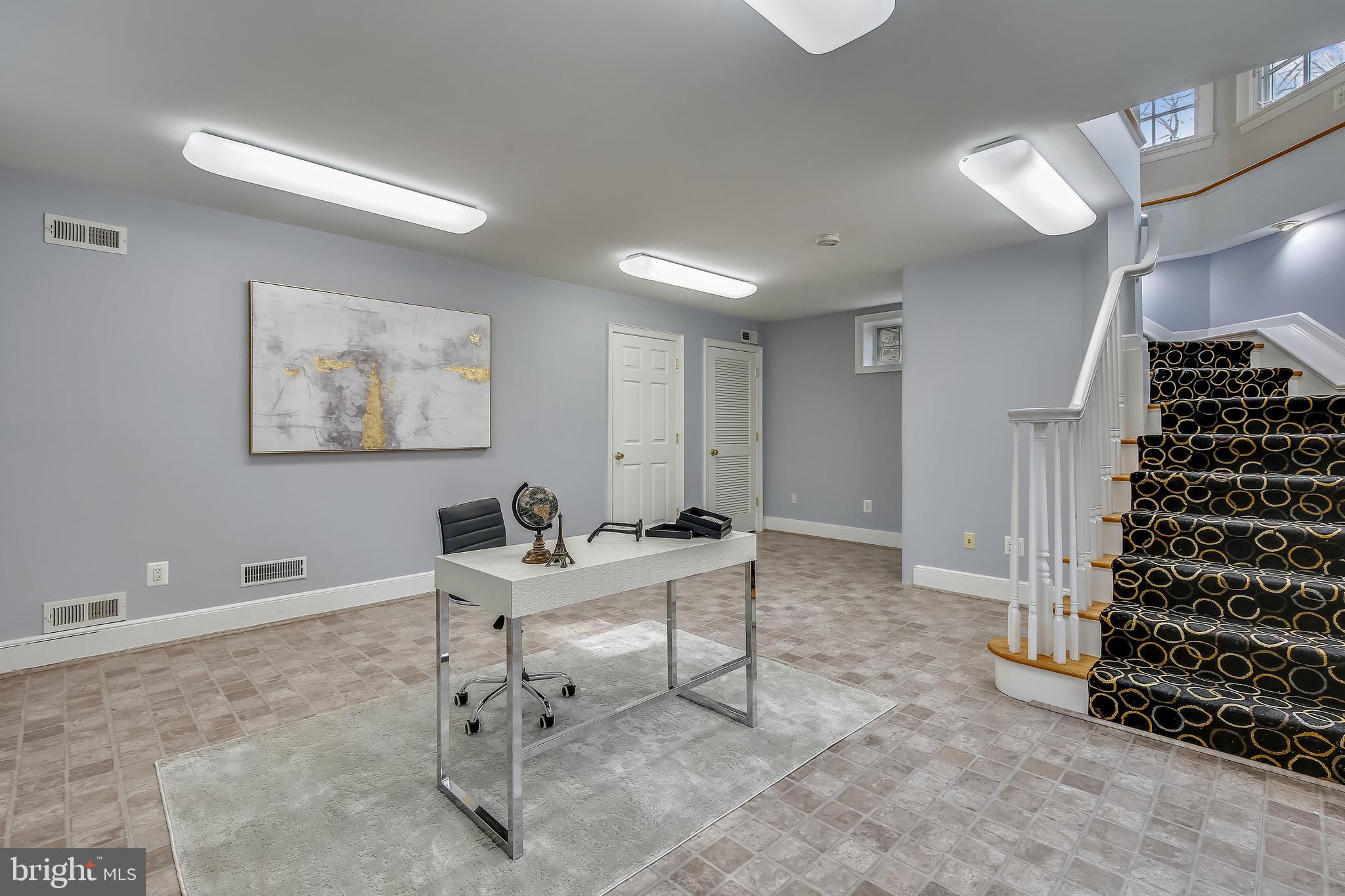 POTOMAC OVERLOOK - Residential