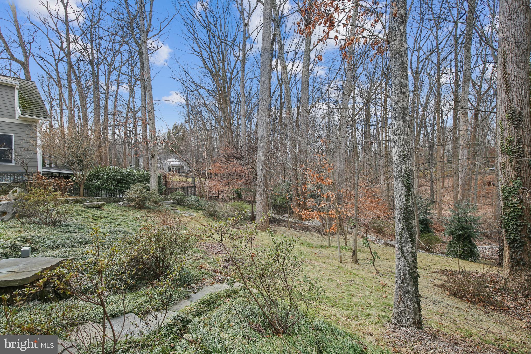 POTOMAC OVERLOOK - Residential