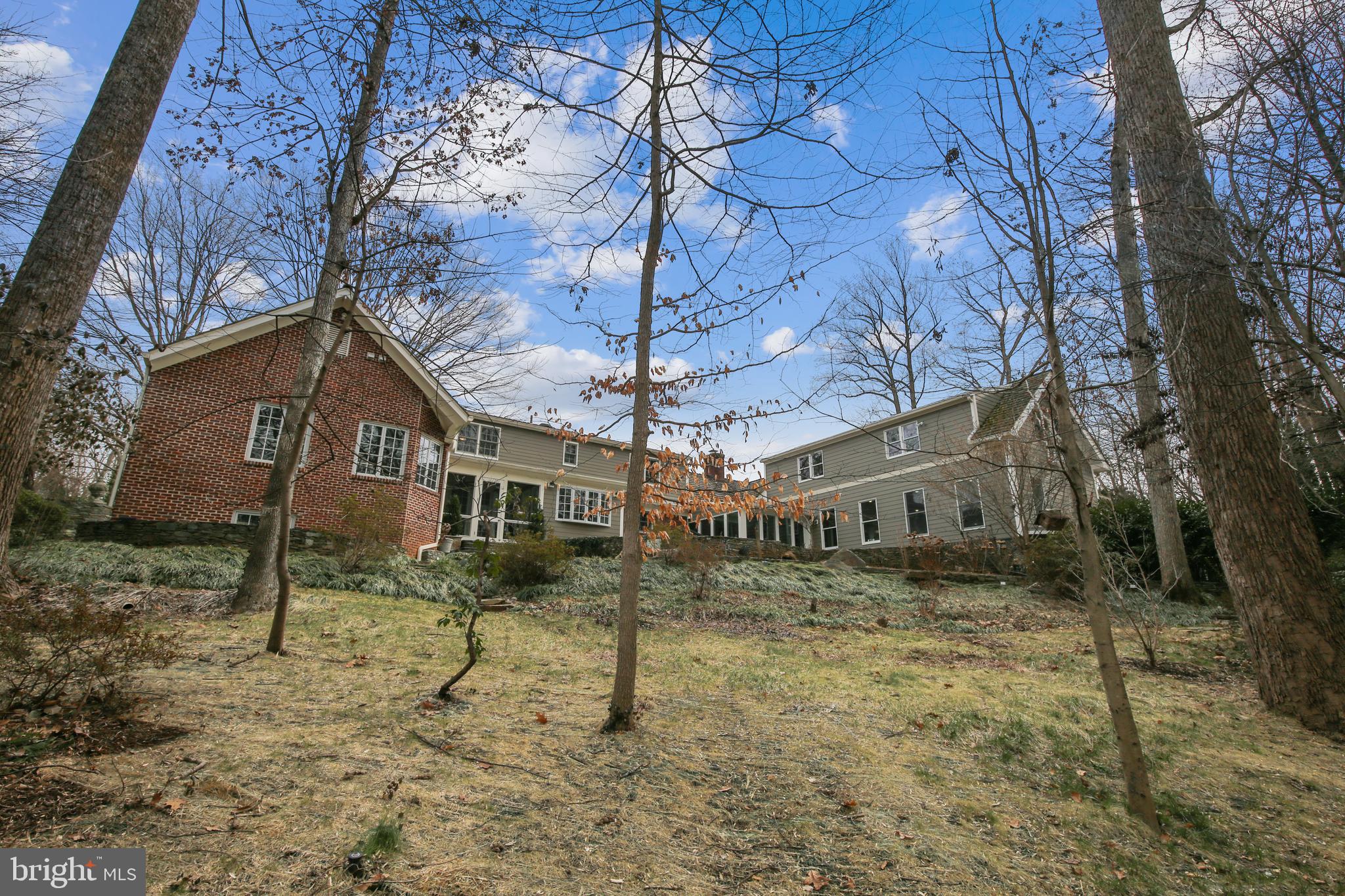 POTOMAC OVERLOOK - Residential