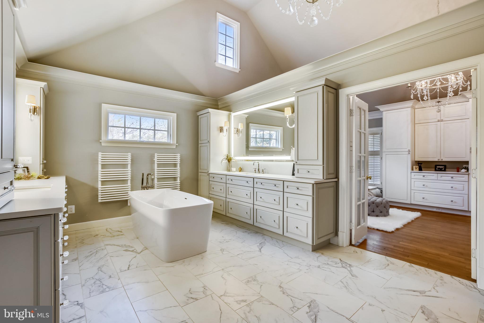 POTOMAC OVERLOOK - Residential