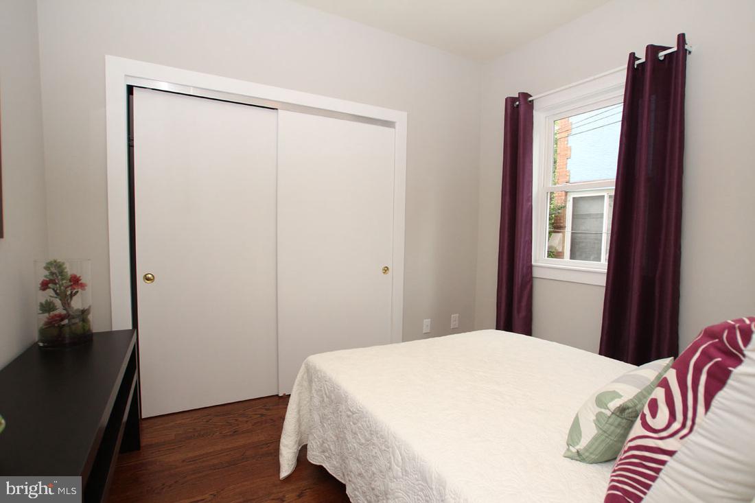 UNIVERSITY CITY - Residential Lease