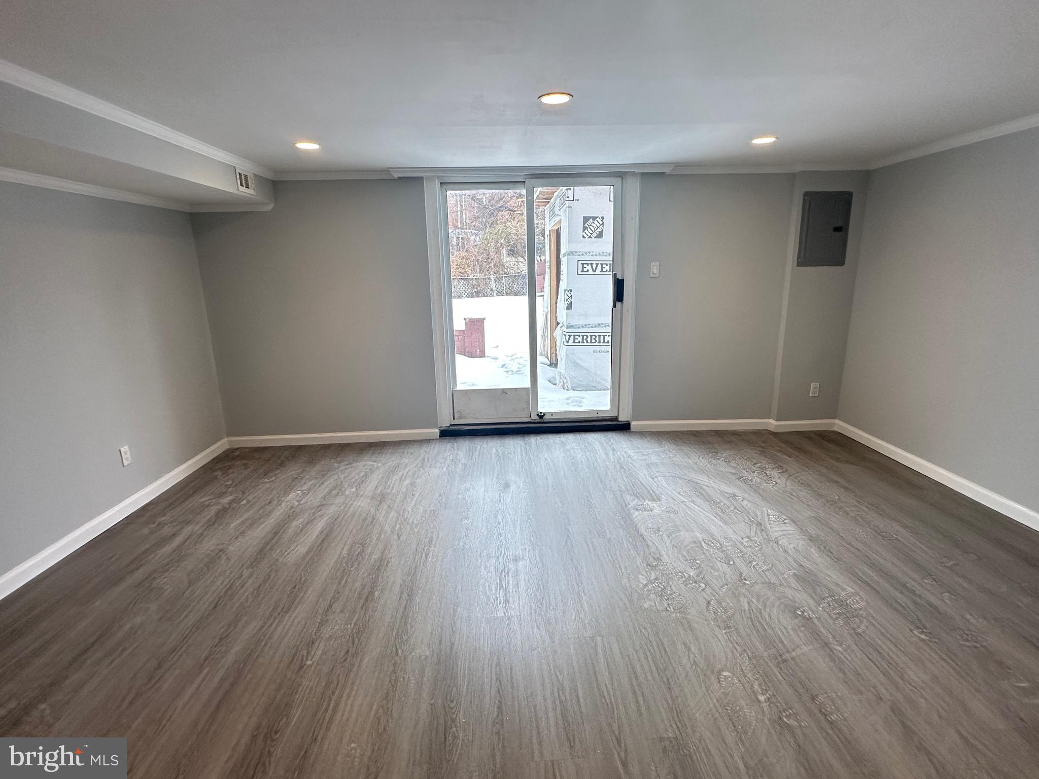 SOMERTON - Residential