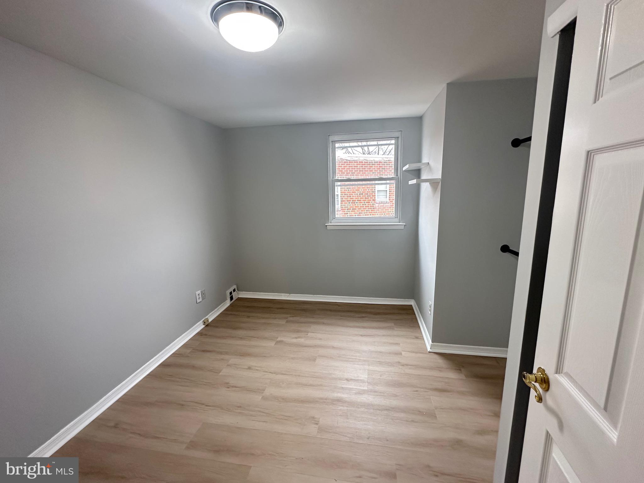 SOMERTON - Residential