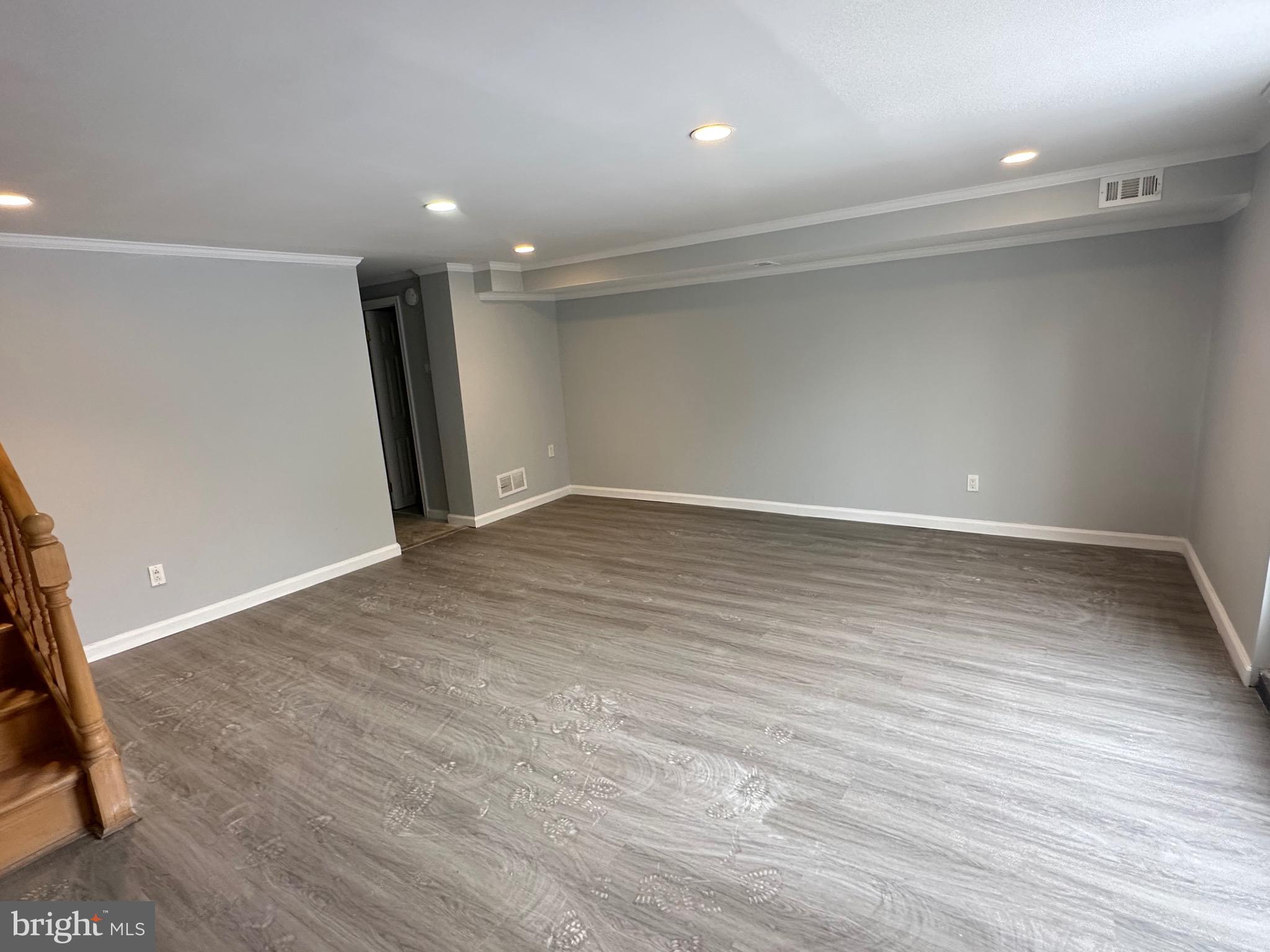 SOMERTON - Residential