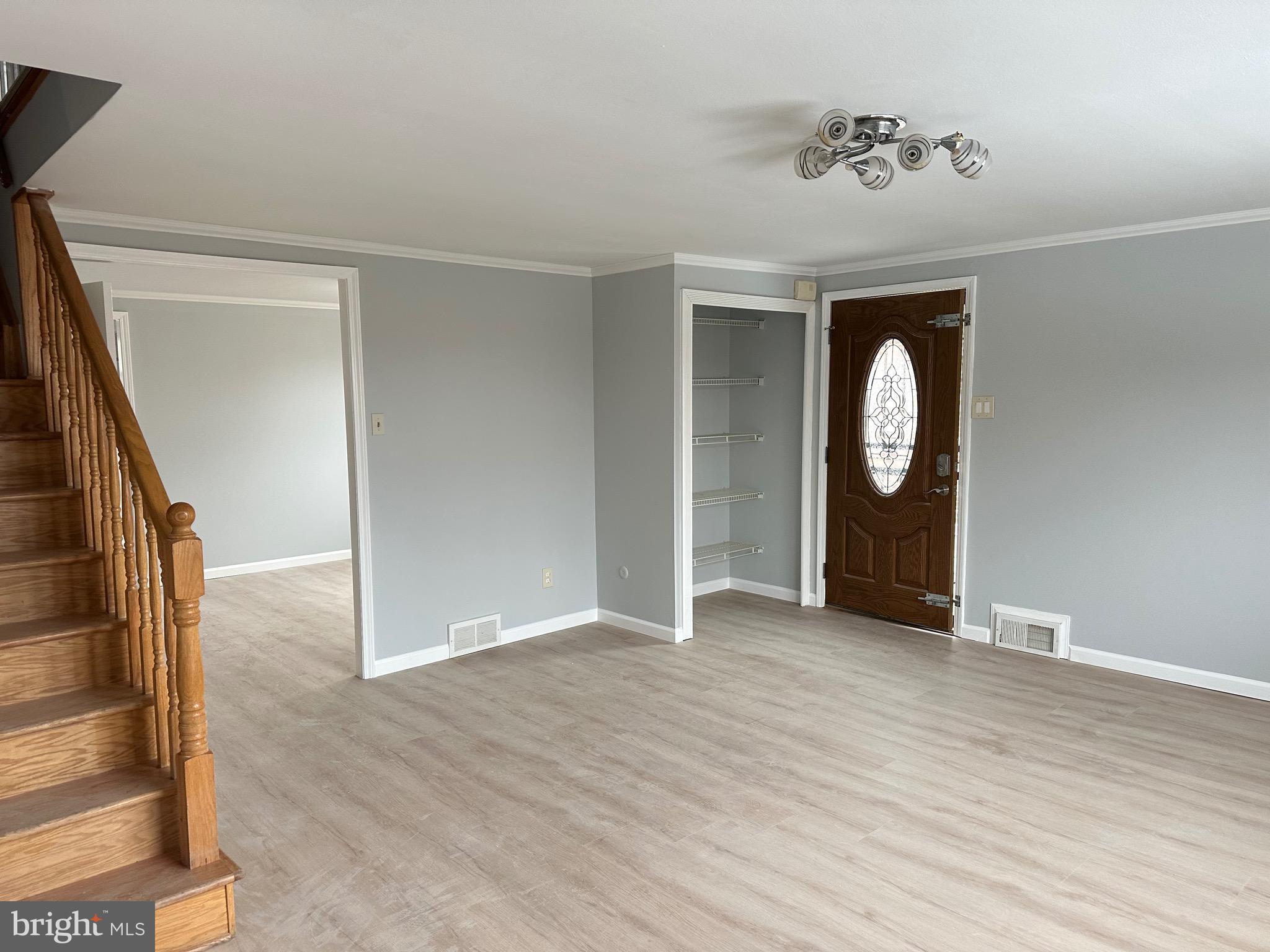 SOMERTON - Residential