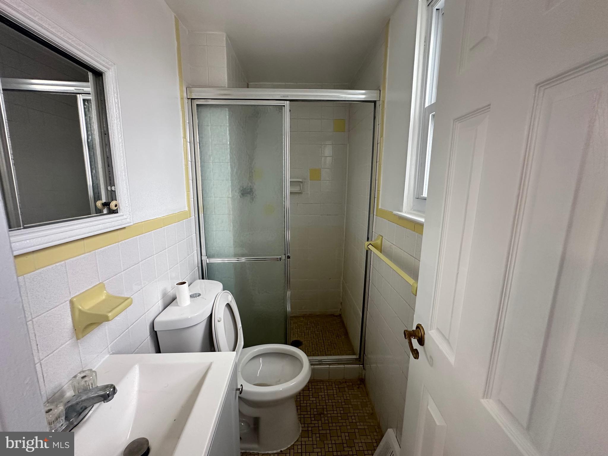 SOMERTON - Residential