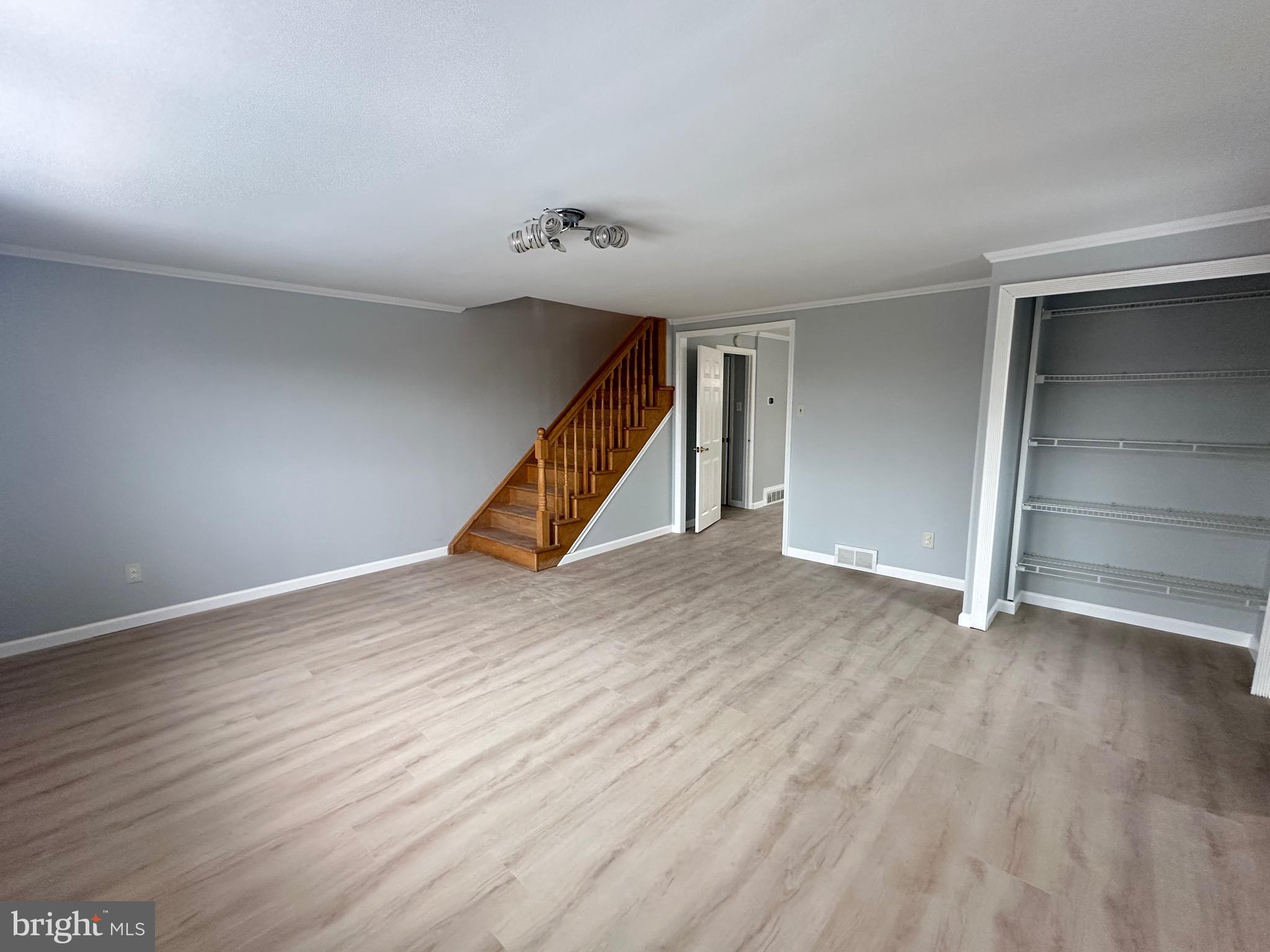 SOMERTON - Residential