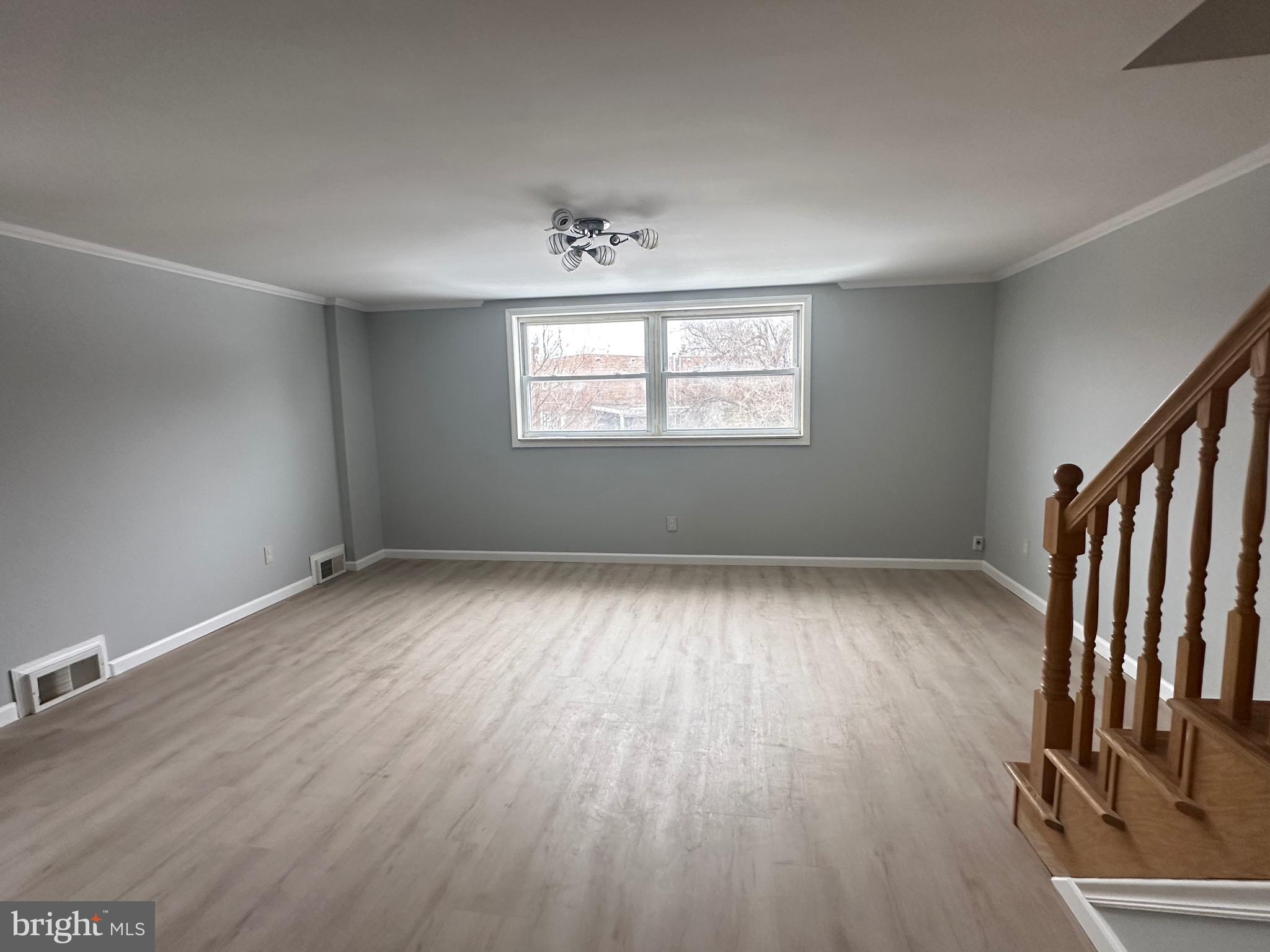 SOMERTON - Residential