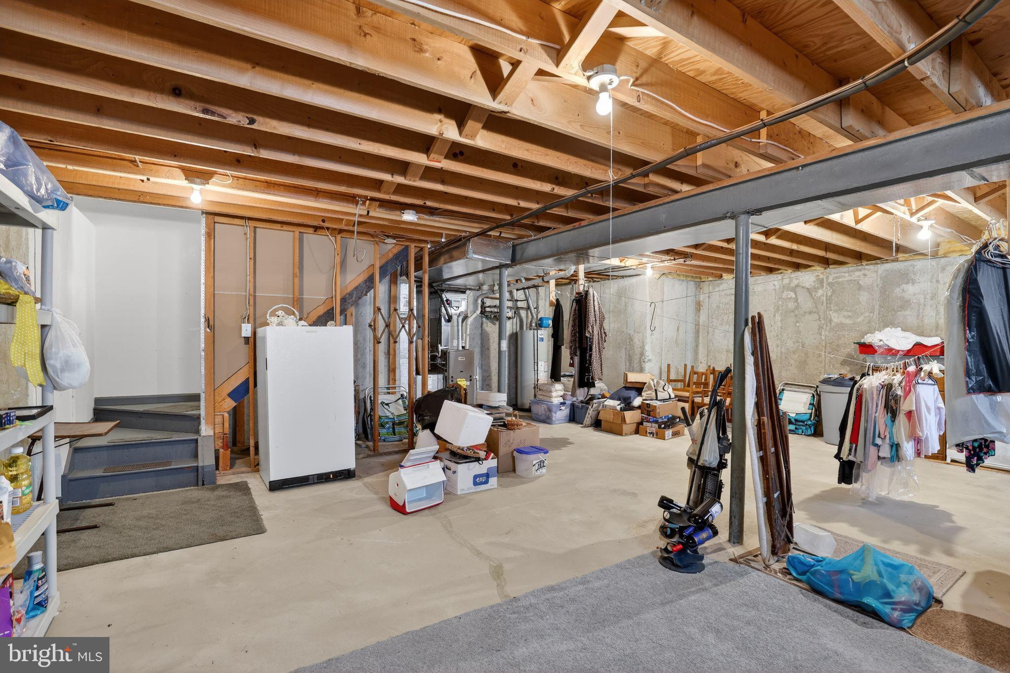 FOX HILL FARM - Residential