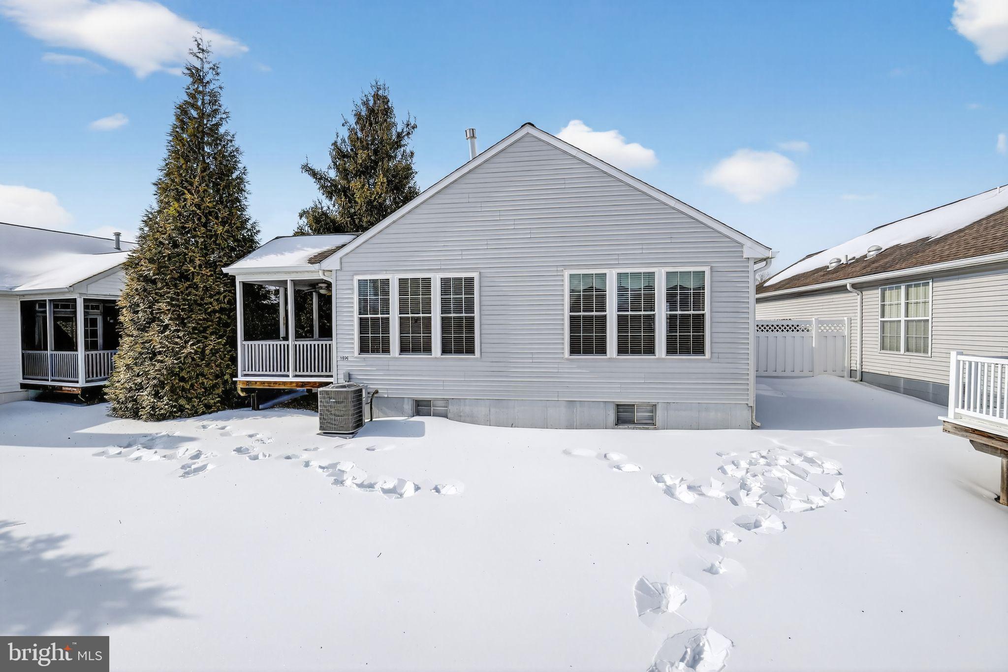 FOX HILL FARM - Residential