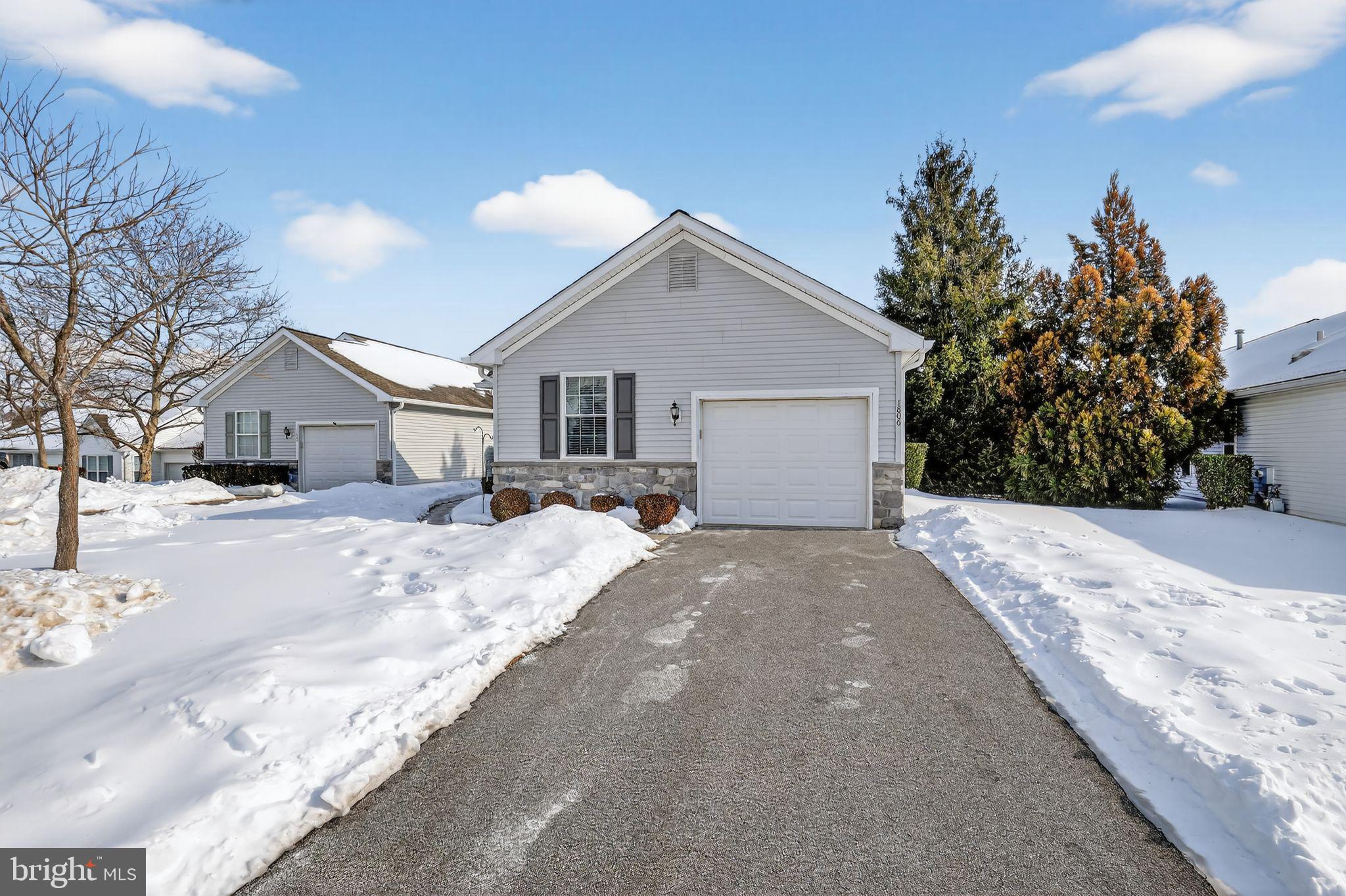 FOX HILL FARM - Residential