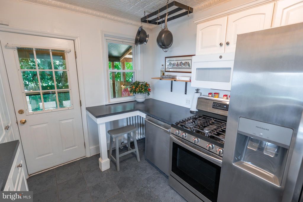 Photo of 545 N Pine Street, LANCASTER, PA 17603 (MLS # PALA2075258)
