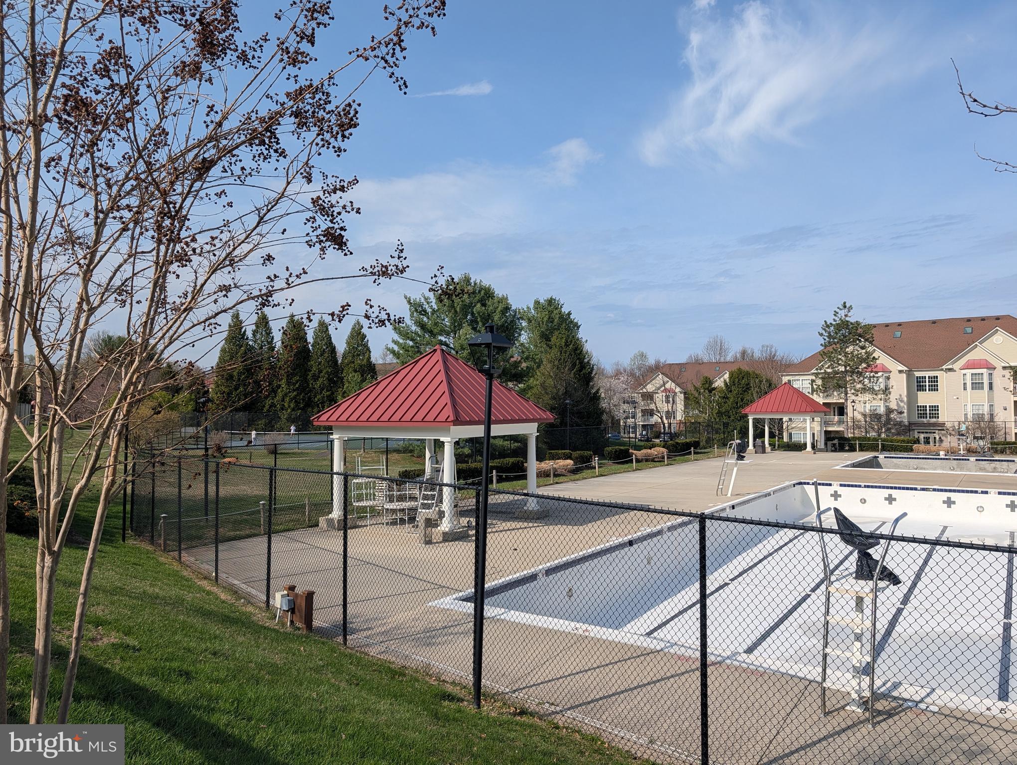 FOUNTAIN HILLS - Residential