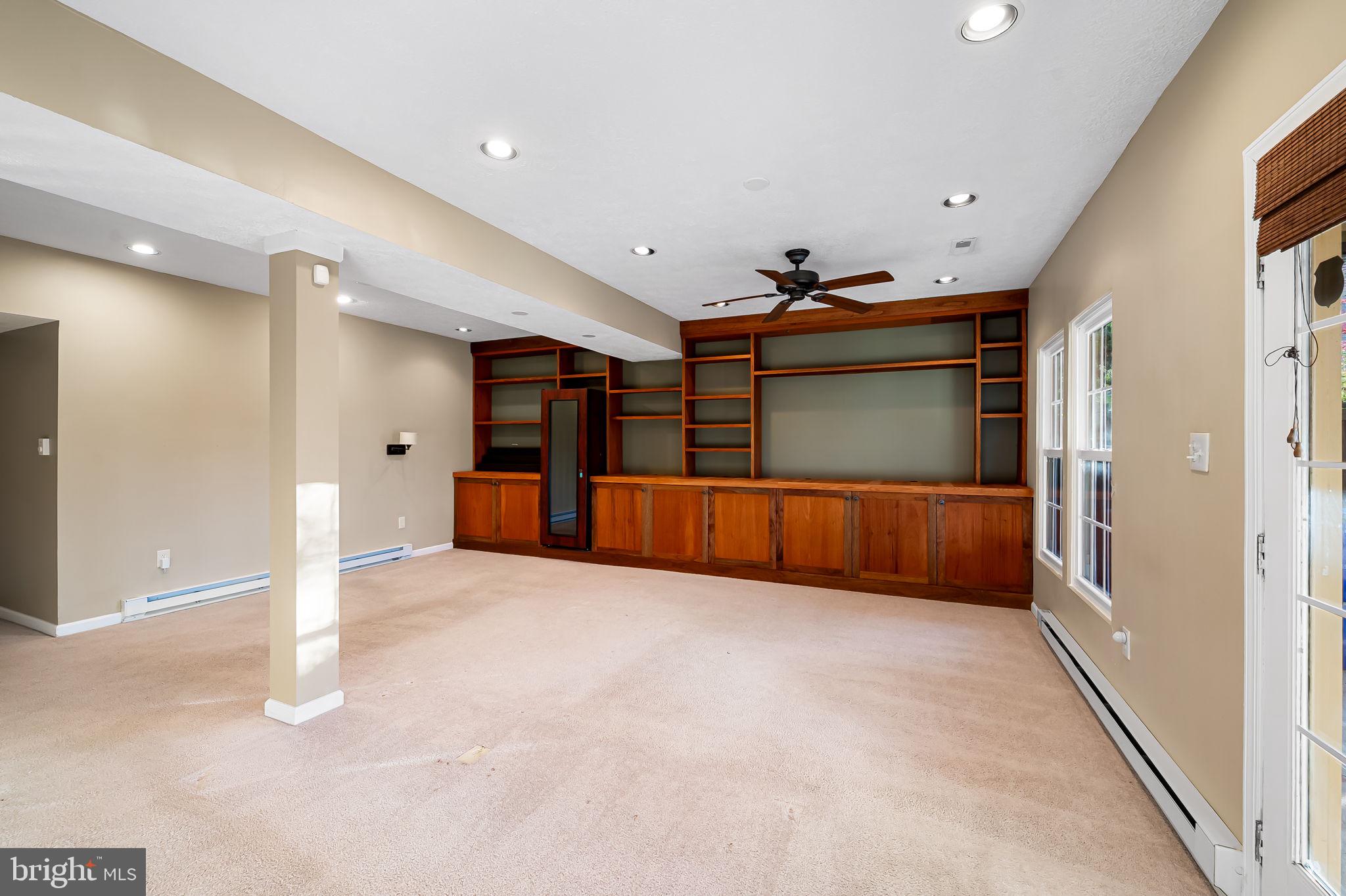 DORSEY HALL - Residential