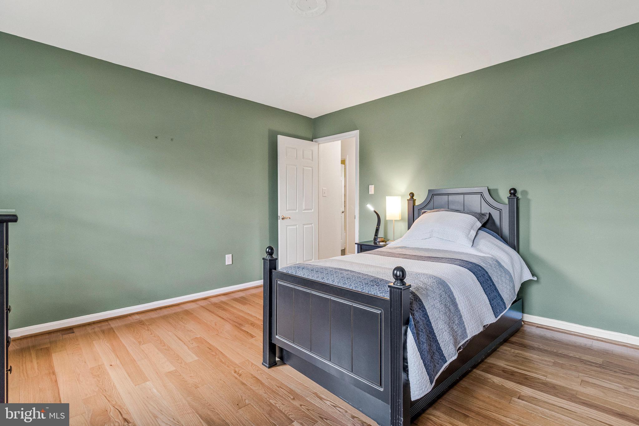 MILLS FARM - Residential