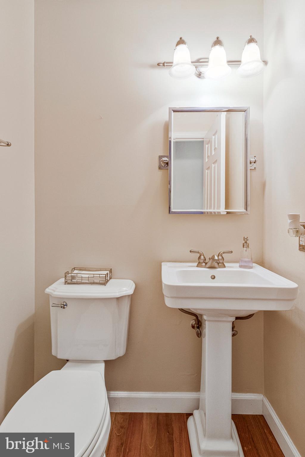 MILLS FARM - Residential