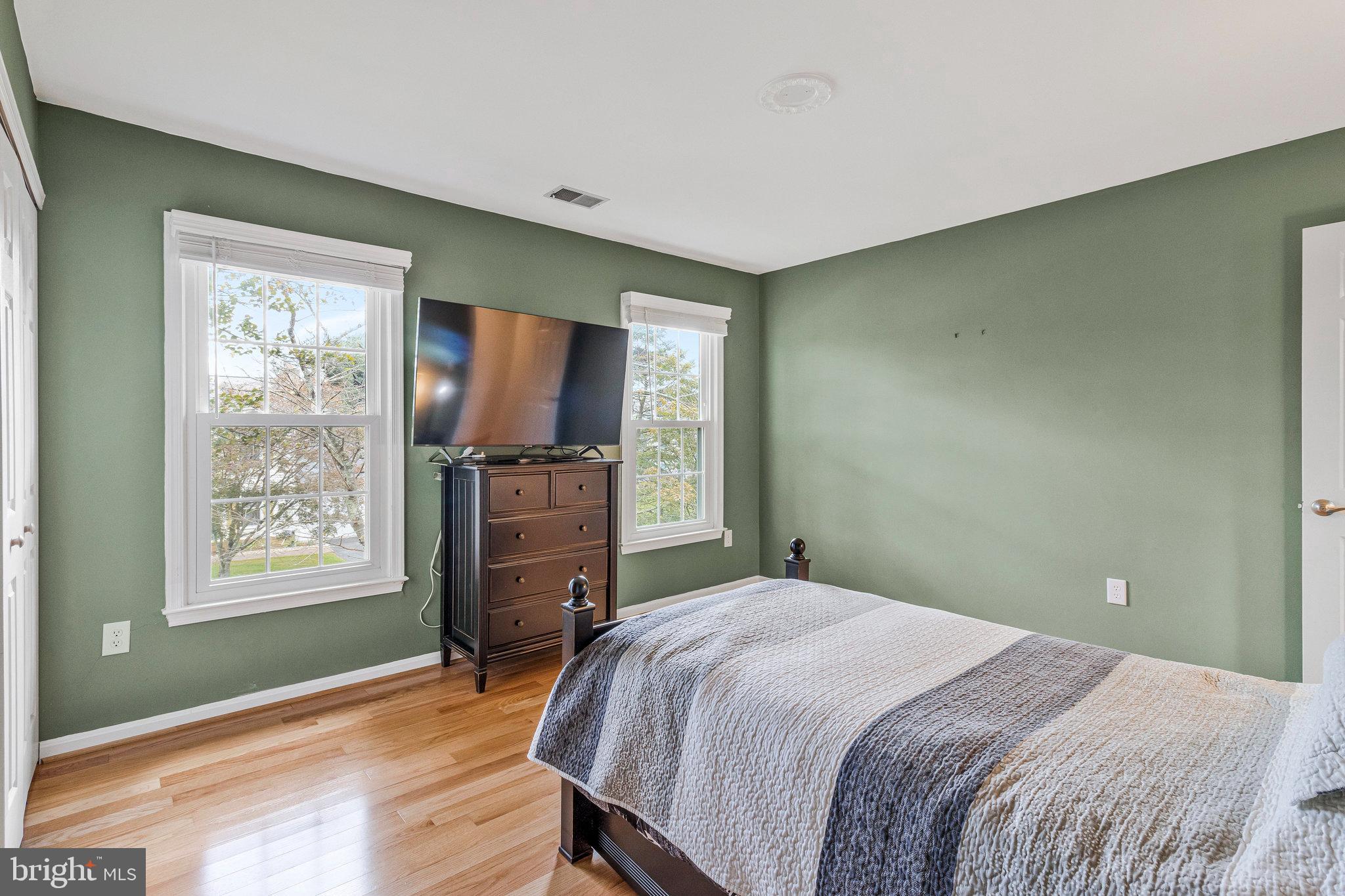 MILLS FARM - Residential