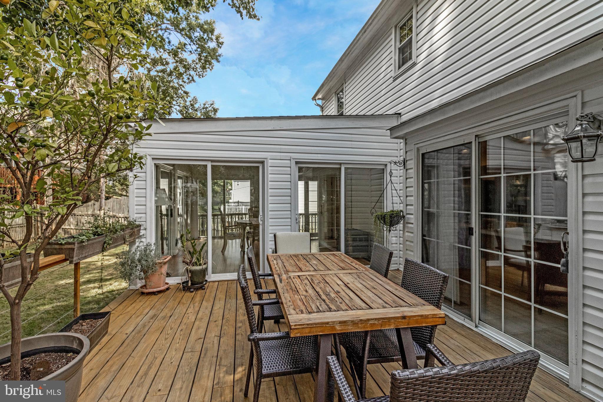 MILLS FARM - Residential