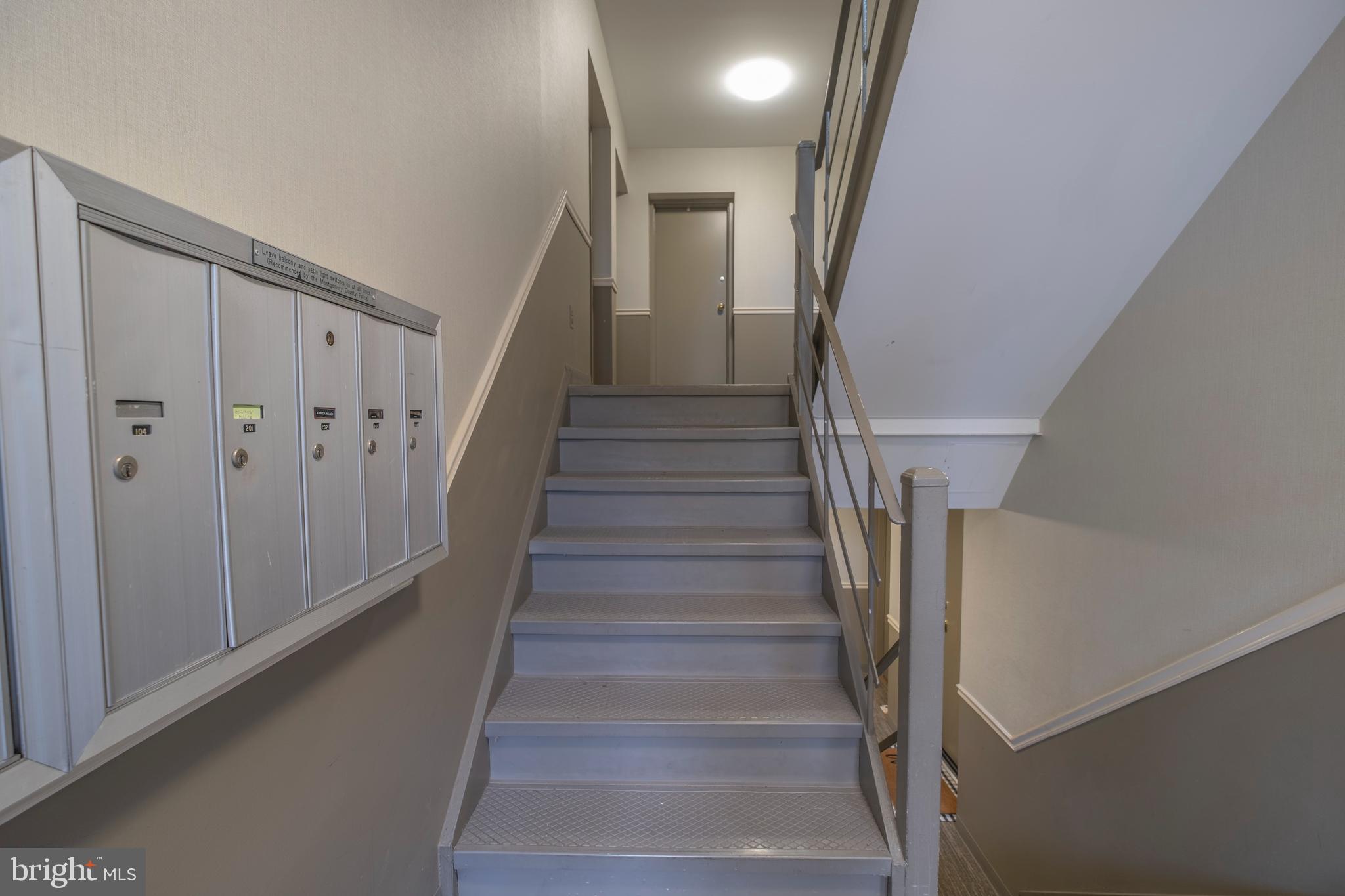 PARKSIDE CONDOMINIUMS - Residential Lease