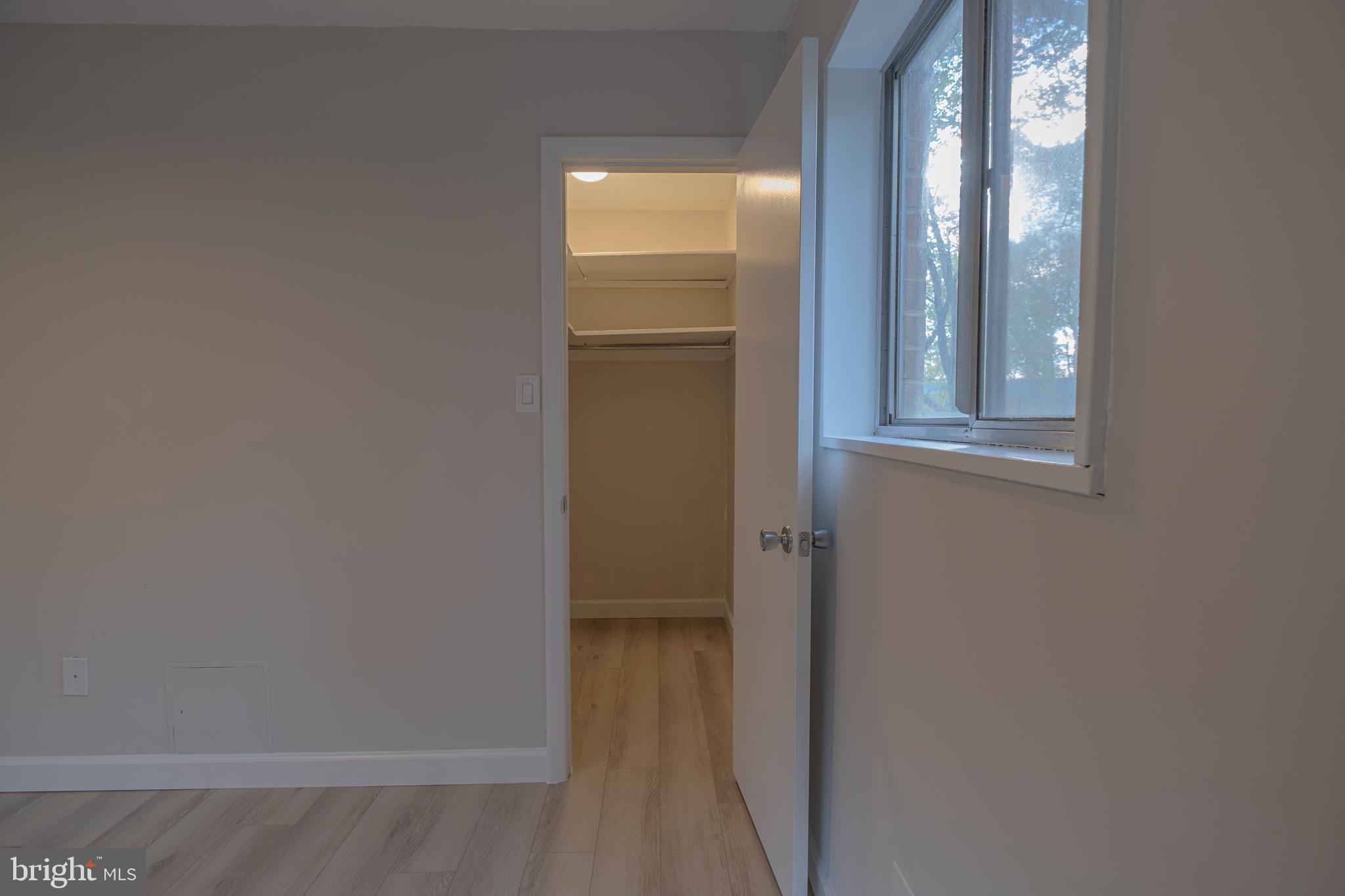 PARKSIDE CONDOMINIUMS - Residential Lease