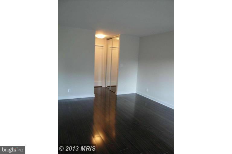 ROTONDA - Residential Lease