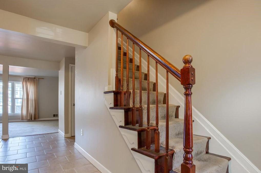 GREENWICH HILL - Residential