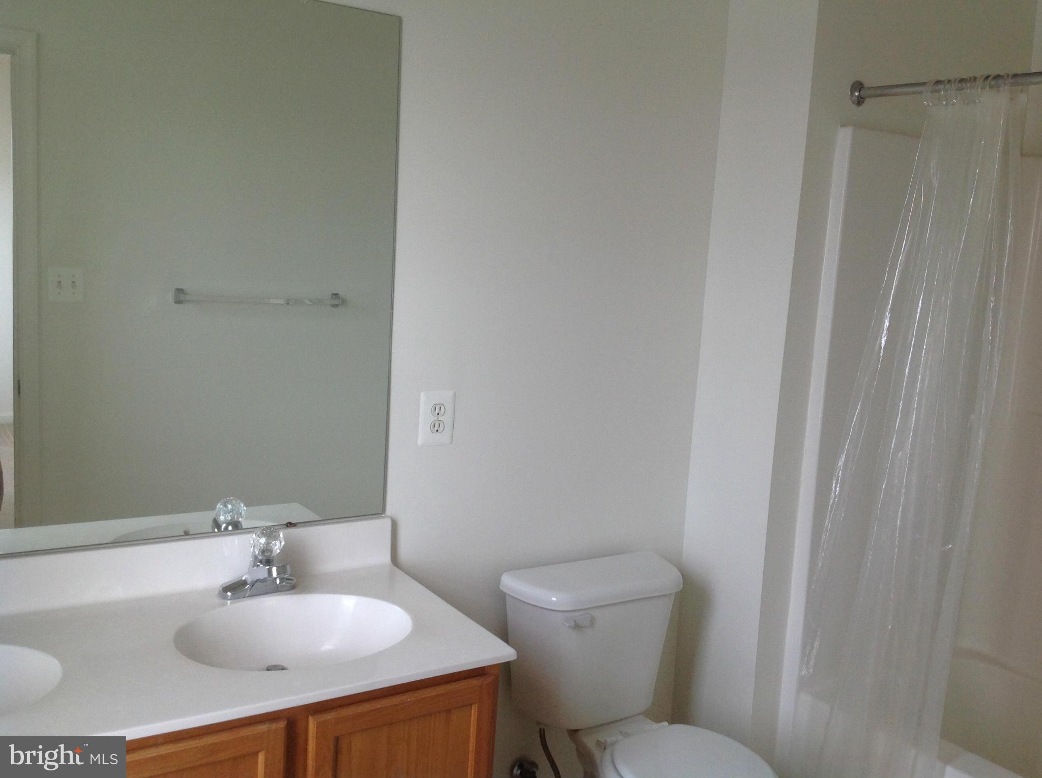 WELLINGTON TRACE - Residential Lease