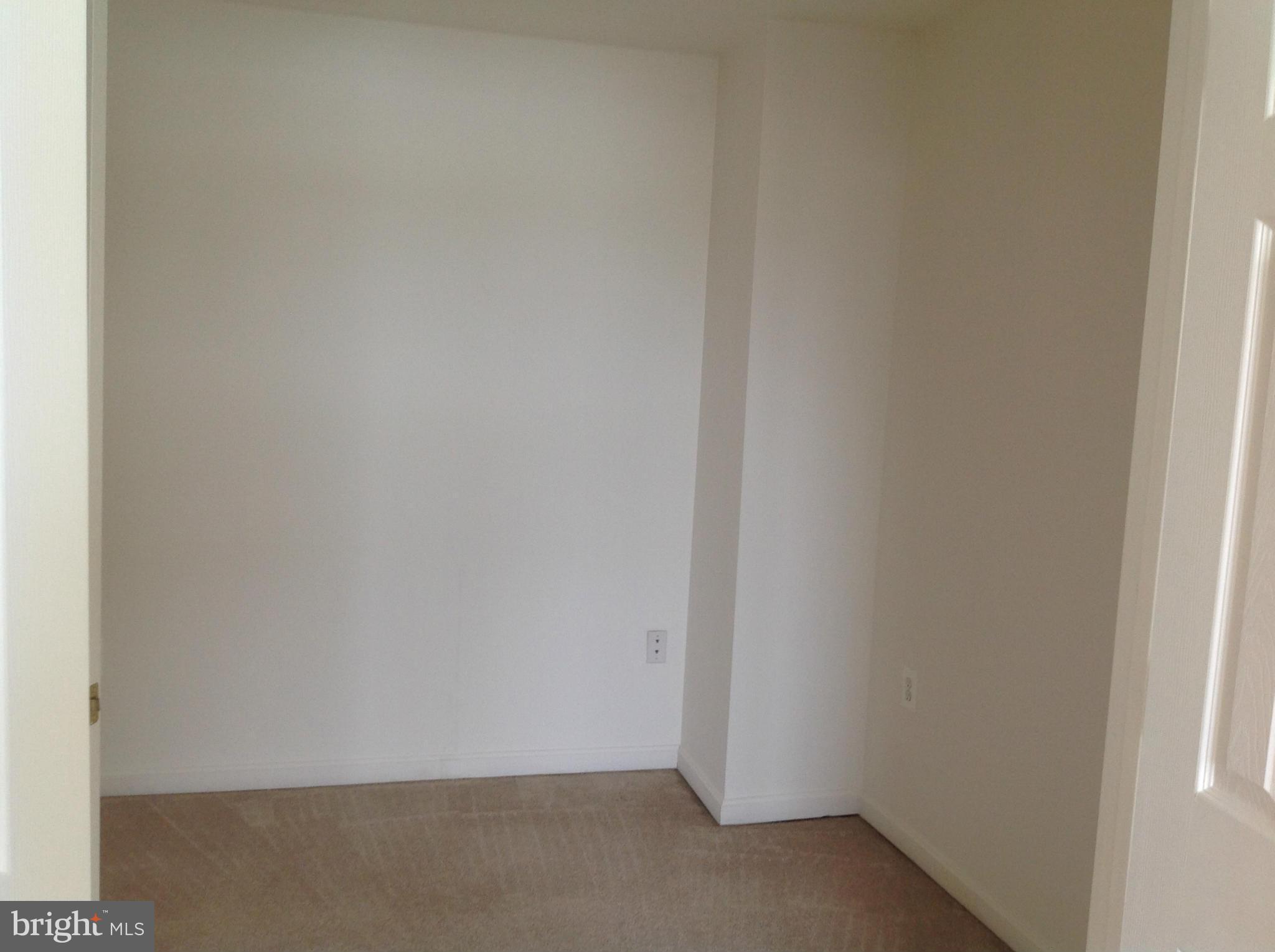 WELLINGTON TRACE - Residential Lease