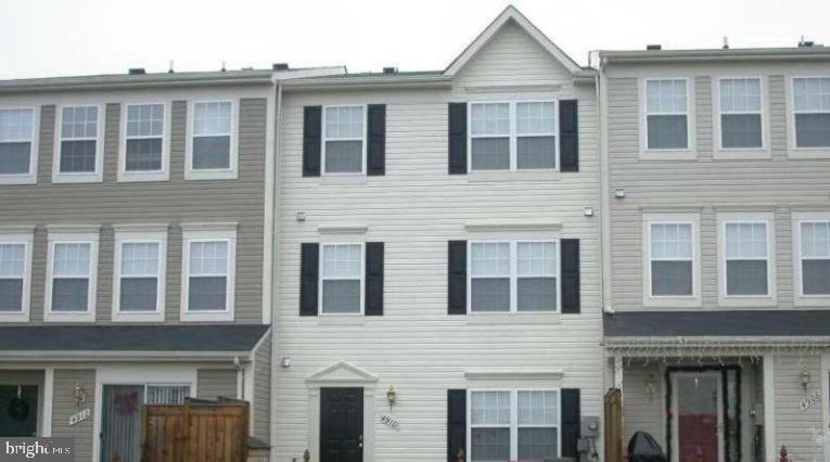 WELLINGTON TRACE - Residential Lease