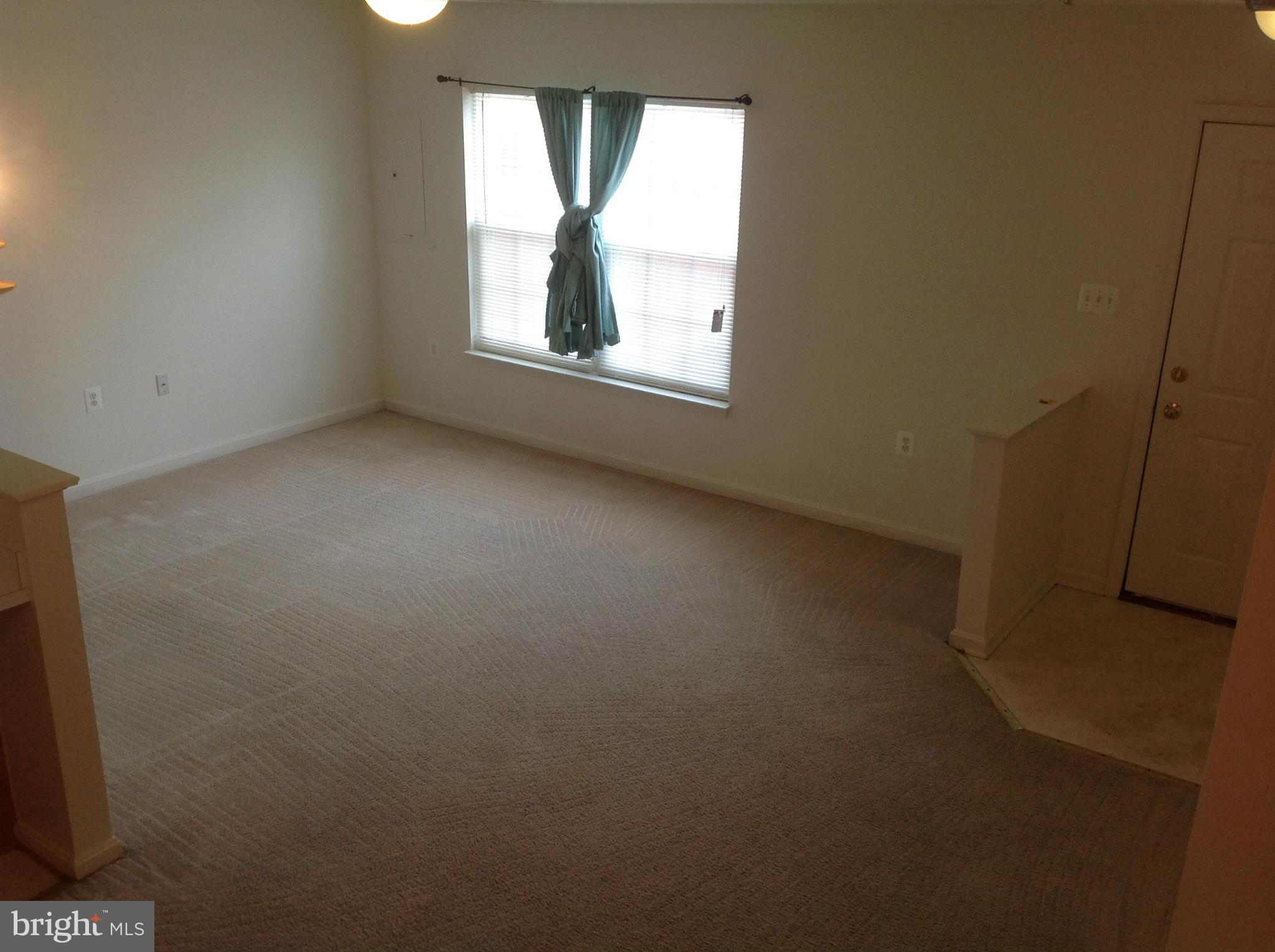 WELLINGTON TRACE - Residential Lease