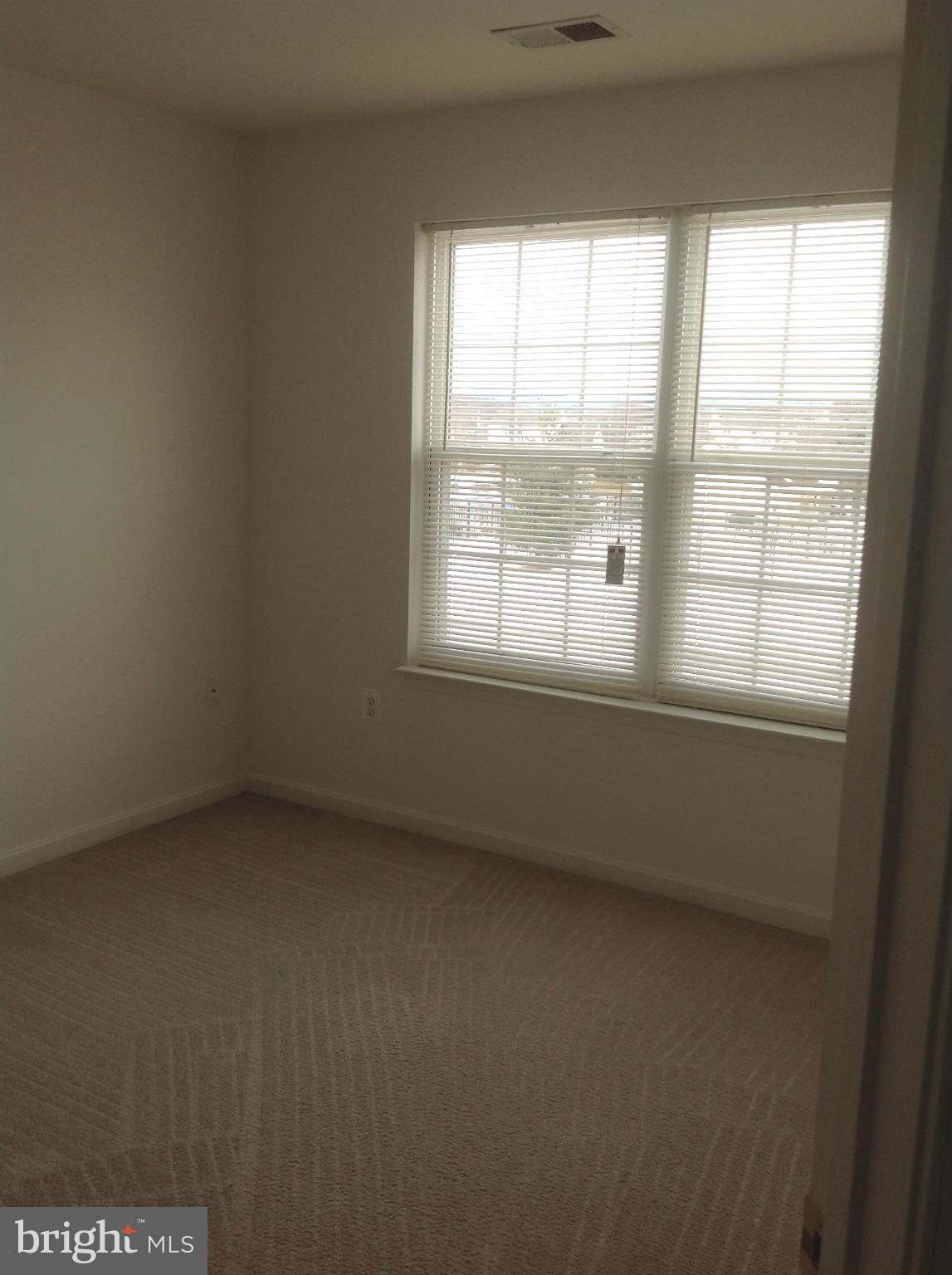 WELLINGTON TRACE - Residential Lease