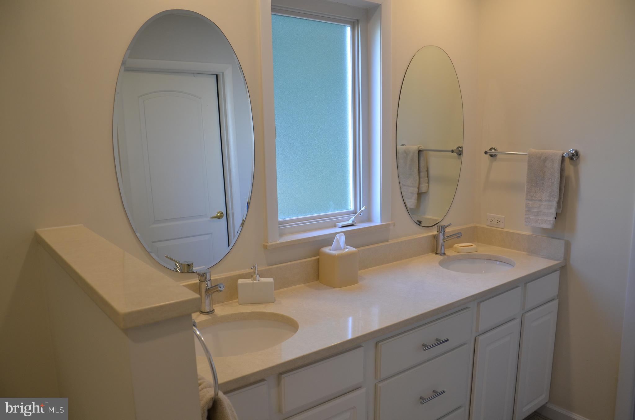 BENTLEY HAY - Residential