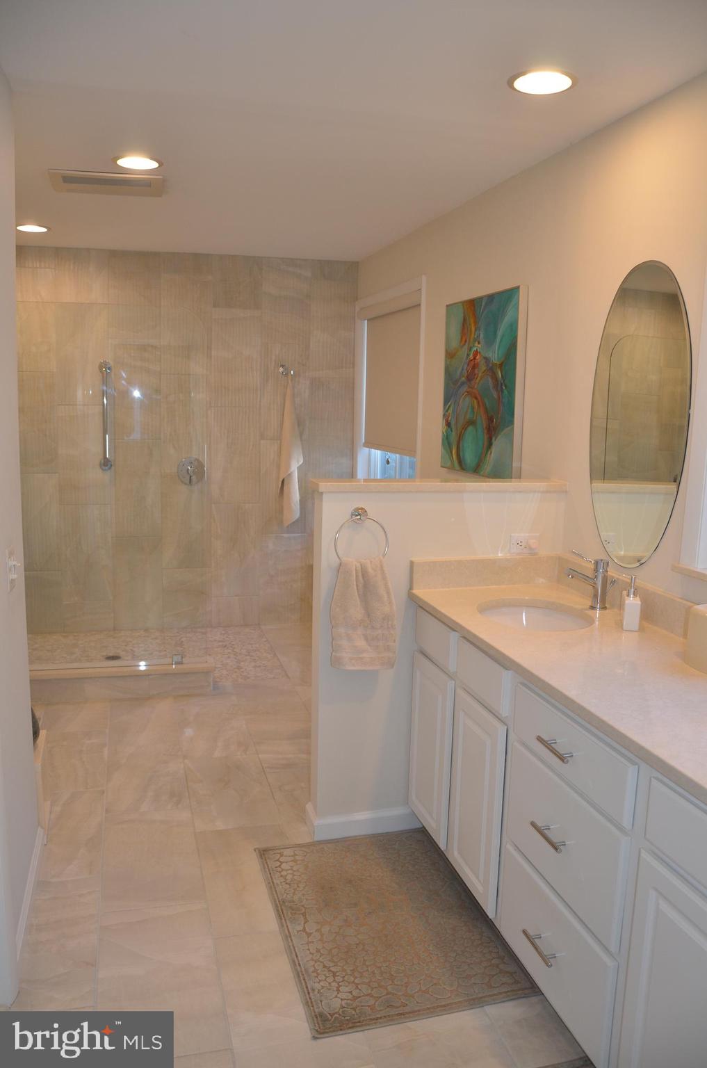 BENTLEY HAY - Residential