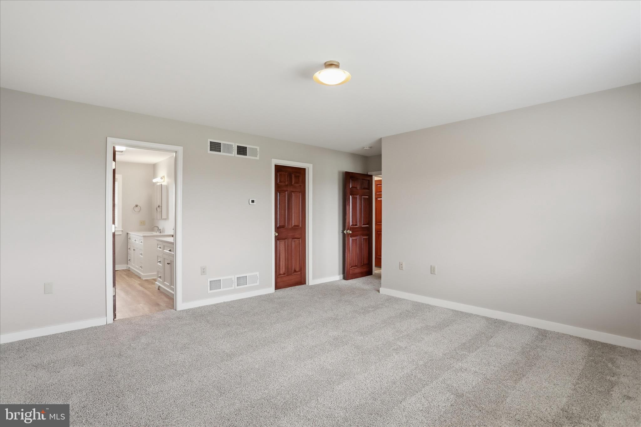 WHISKEY RUN ESTATES - Residential