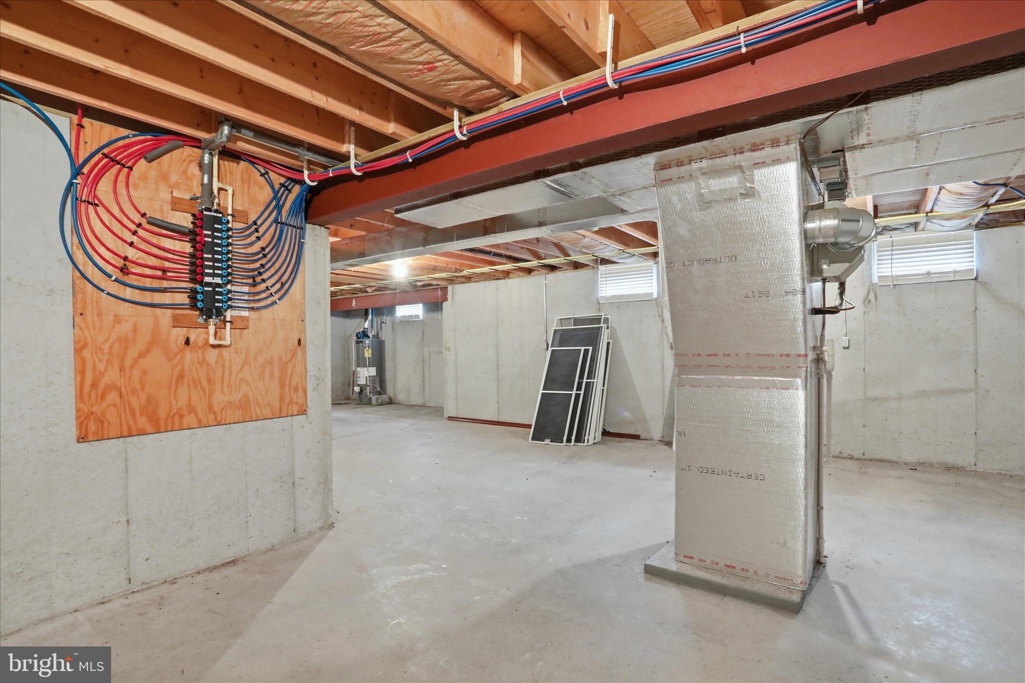 WHISKEY RUN ESTATES - Residential