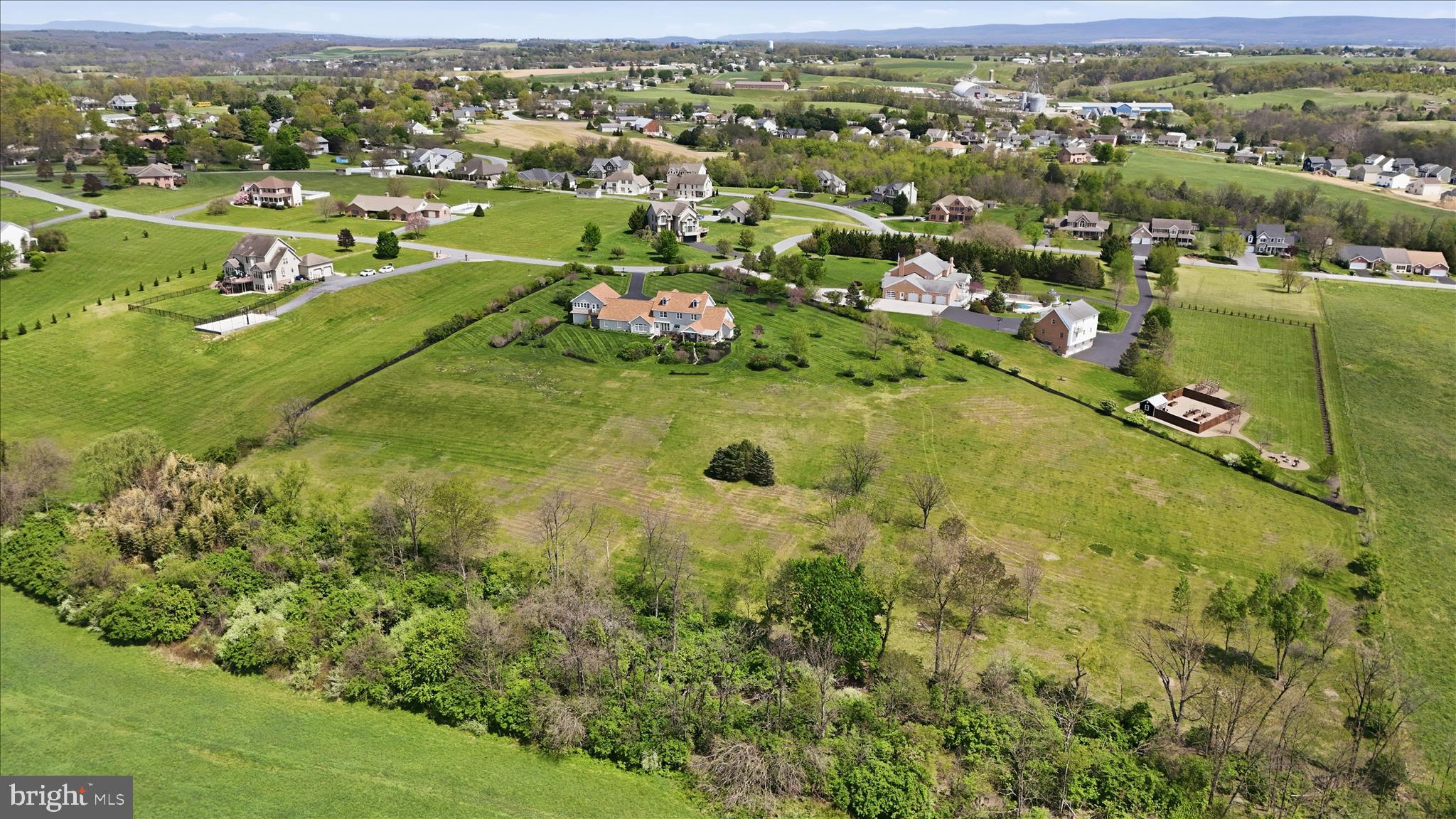 WHISKEY RUN ESTATES - Residential