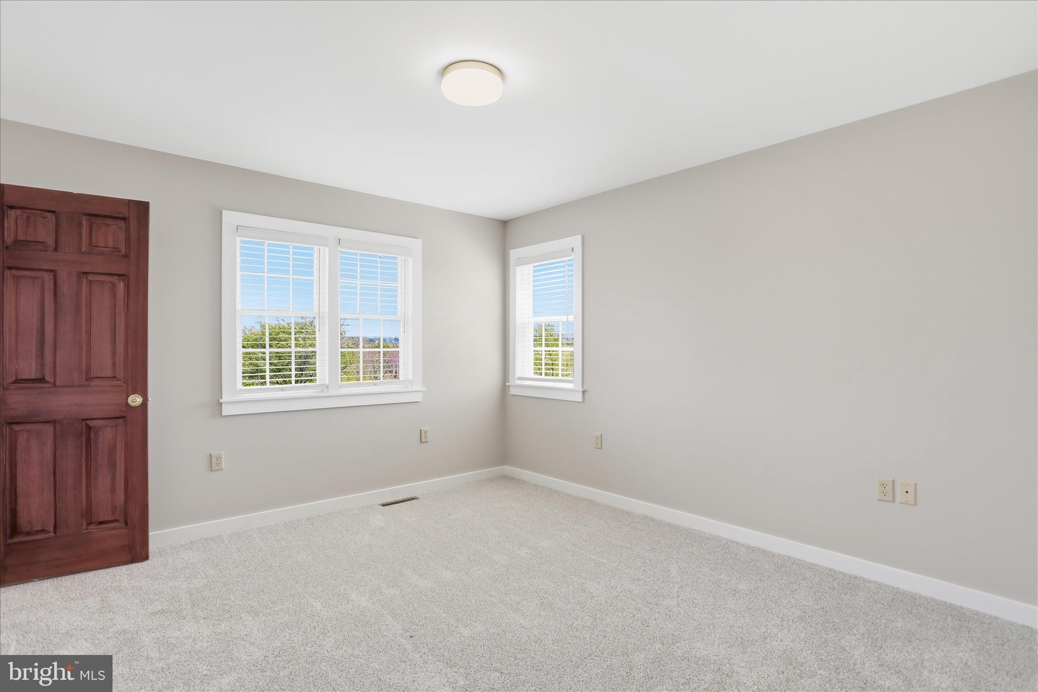 WHISKEY RUN ESTATES - Residential